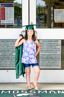 ElementaryGrad2021_Aniston04