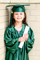 ElementaryGrad2021_Aniston11